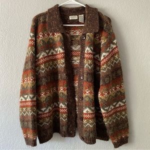 Vintage patterned button up pullover sweater